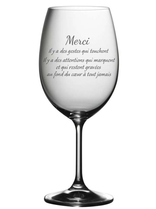 "Merci. Il y'a des gestes qui touchent"- Coupe à vin